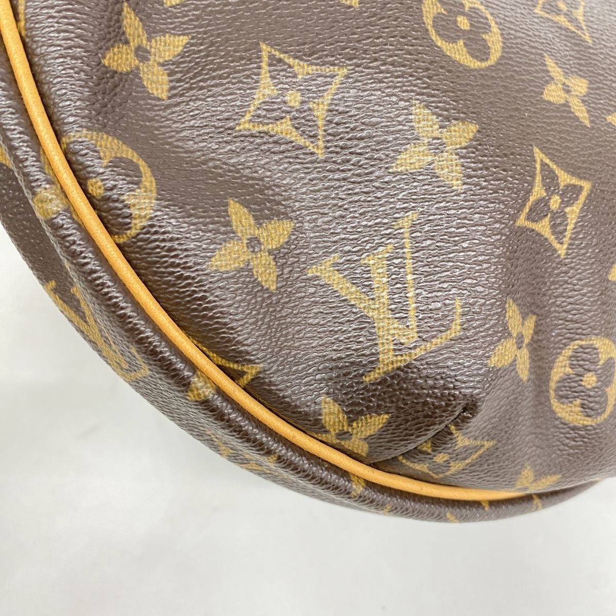Louis Vuitton Shoulder Bag Monogram Croissant MM Brown — view 6