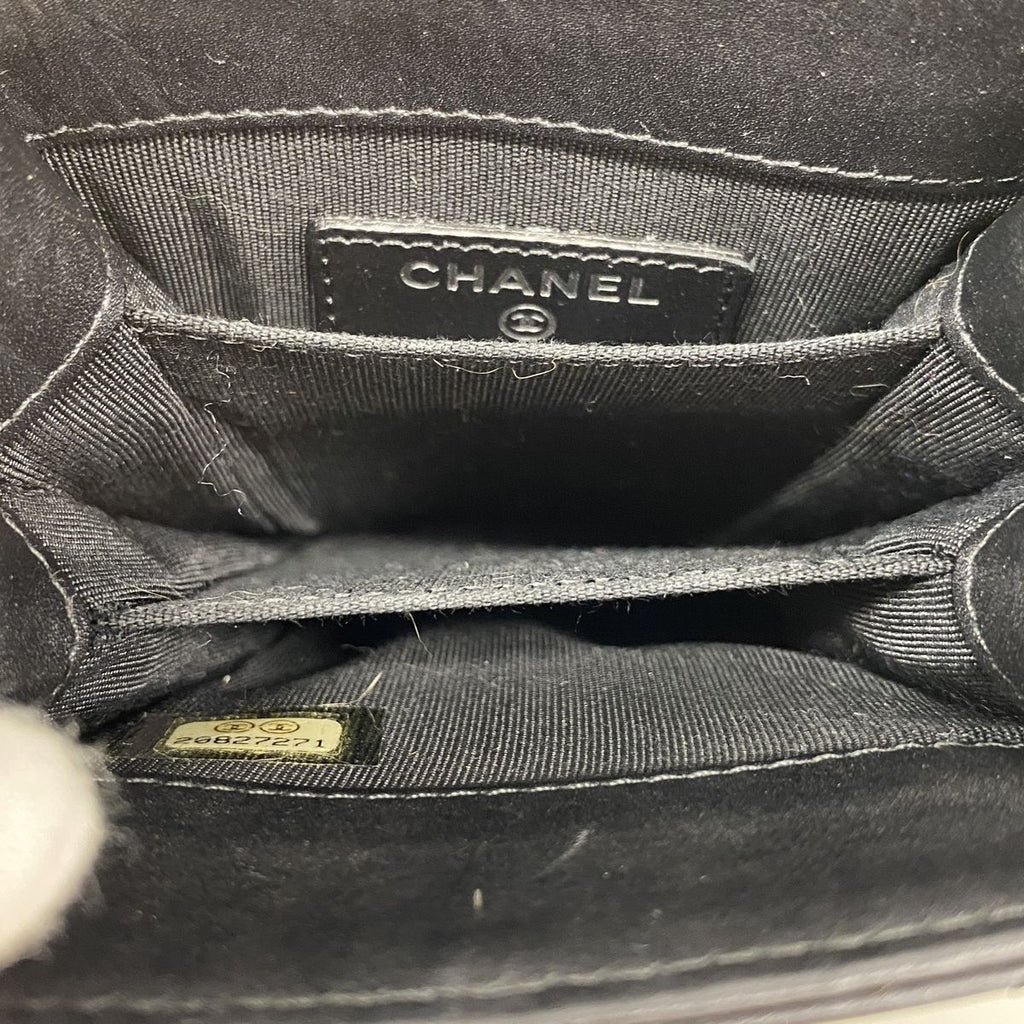 Chanel Shoulder Bag Quilted Lambskin Black Silver — view 4