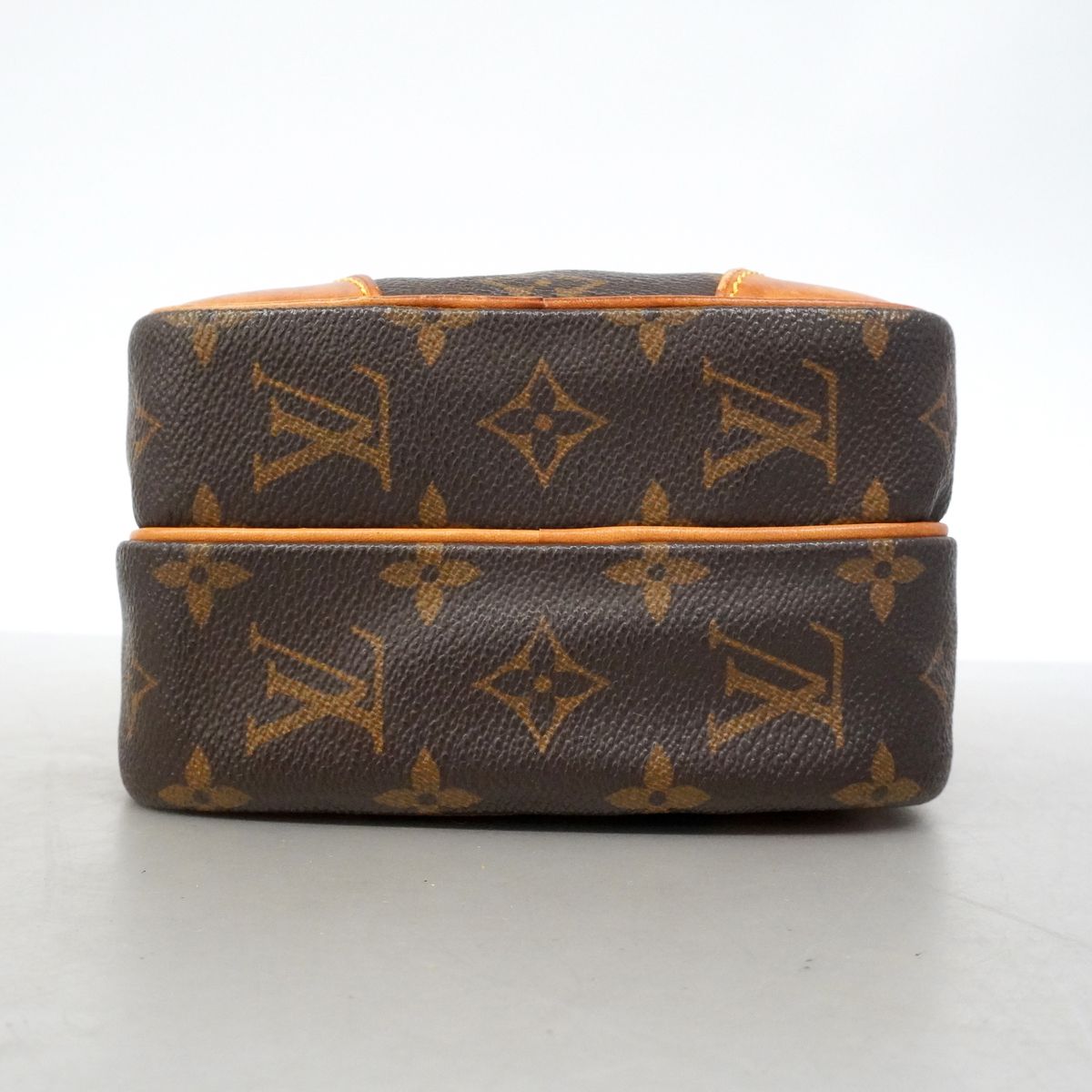 Louis Vuitton Shoulder Bag Monogram Amazon Brown — view 3