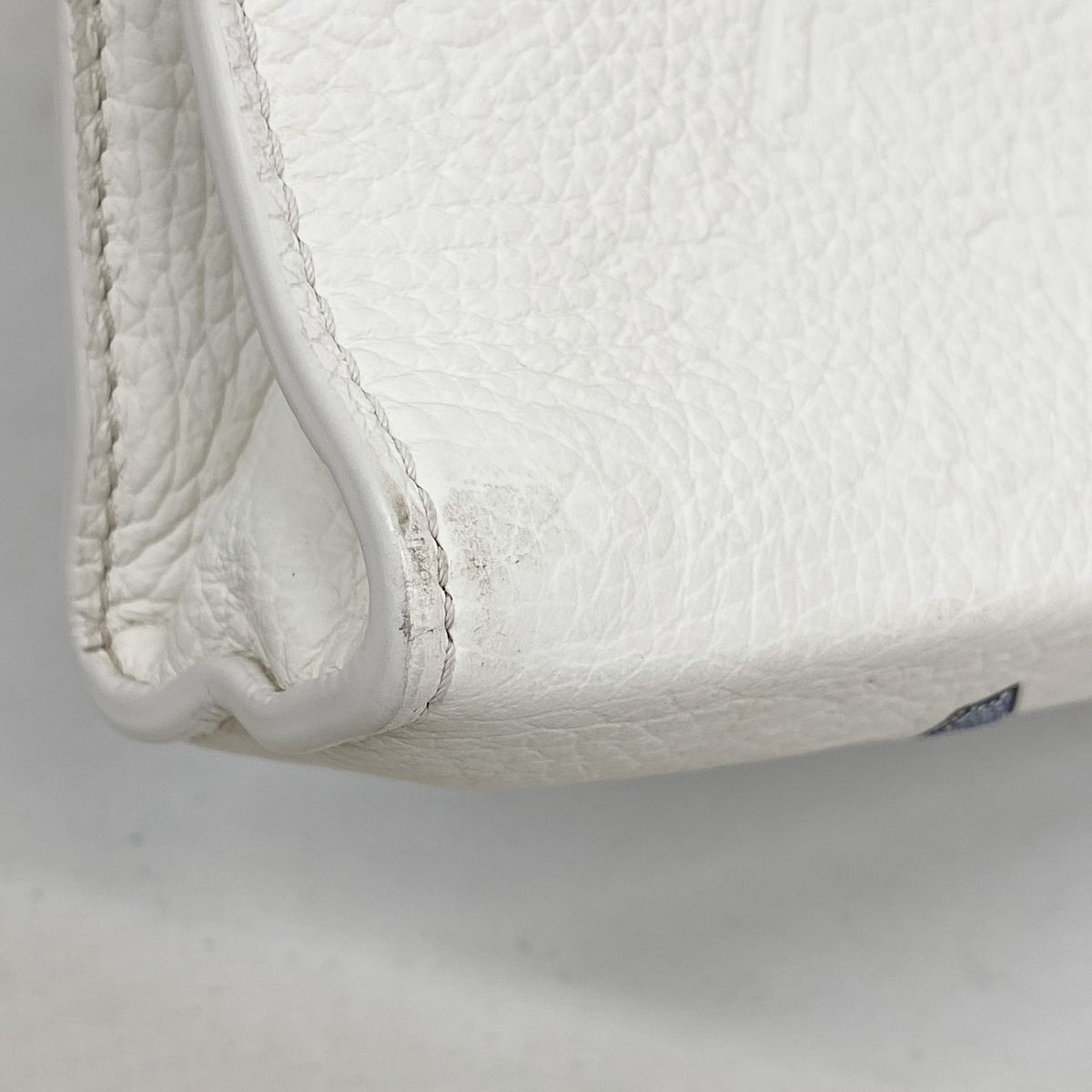Louis Vuitton Clutch Monogram Psychedelic LV YK Pochette Voyage White Blue — view 6