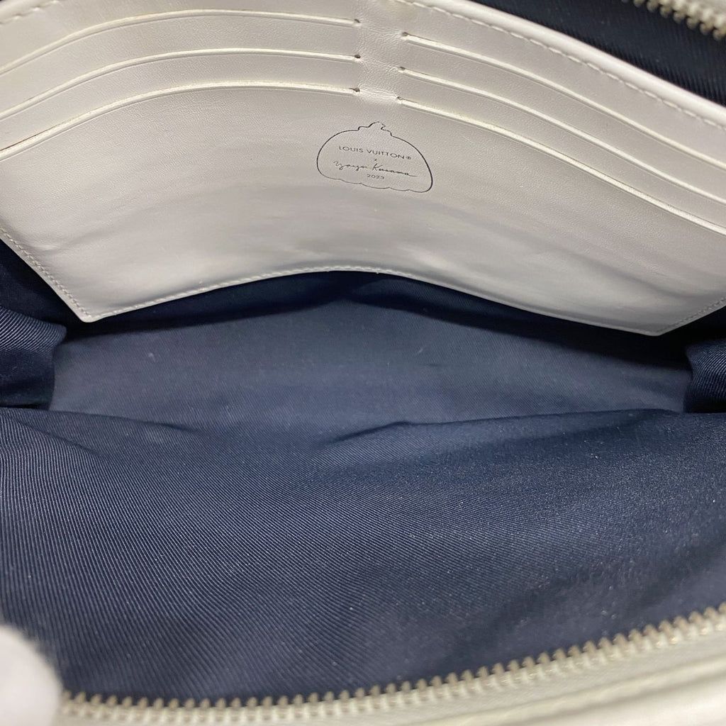 Louis Vuitton Clutch Monogram Psychedelic LV YK Pochette Voyage White Blue — view 4
