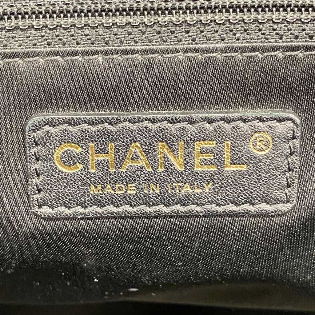 Chanel Chain Tote Bag Quilted Caviar Leather Black Gold — view 5