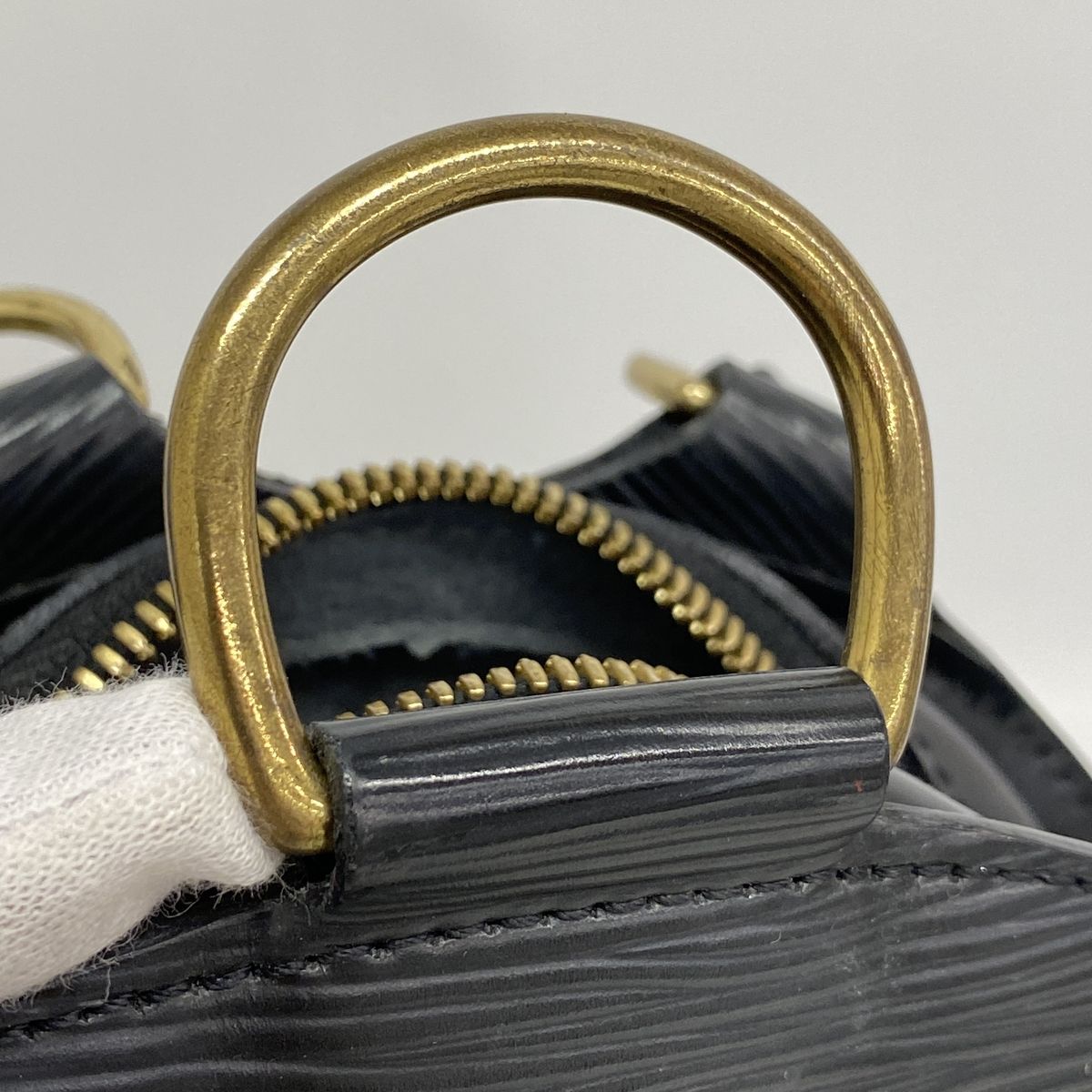 Louis Vuitton Backpack Epi Mabillon Noir — view 8