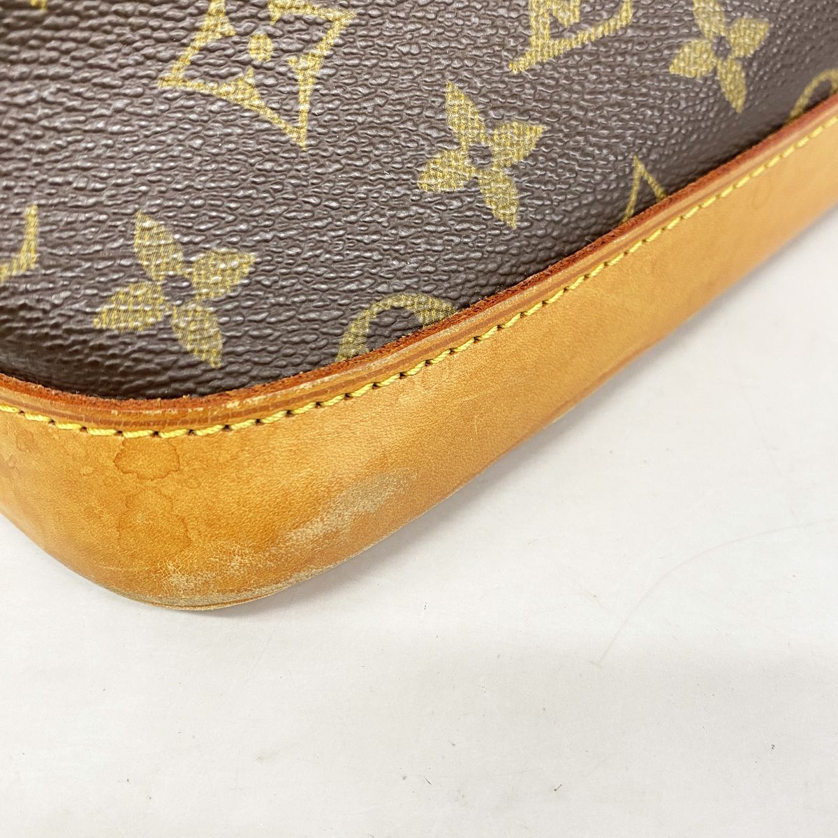 Louis Vuitton Handbag Monogram Alma Brown 2-Way Bag — view 7