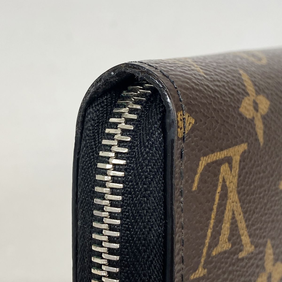 Louis Vuitton Wallet Monogram Macassar Zippy Dragonne Brown Black — view 5