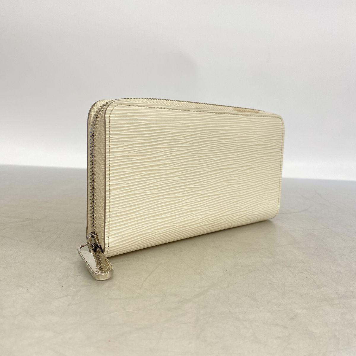 Louis Vuitton Wallet Epi Zippy Ivoire — view 2