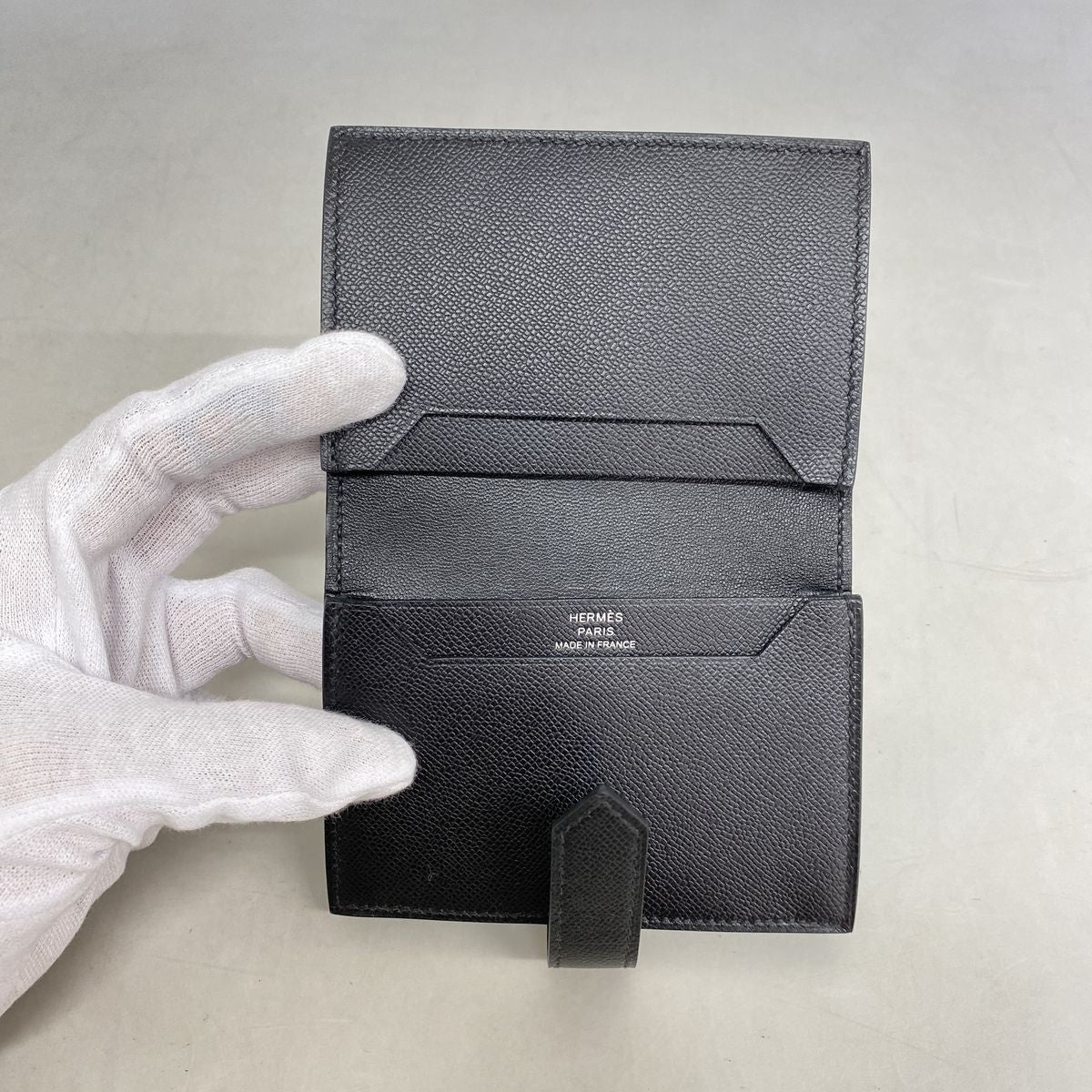 Hermes Card Case Bearn Mini Monochrome Veau Madame So Black — view 3