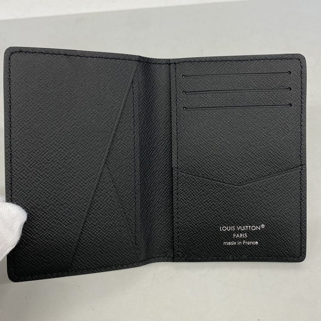 Louis Vuitton Card Case Epi Pocket Organizer Noir — view 3