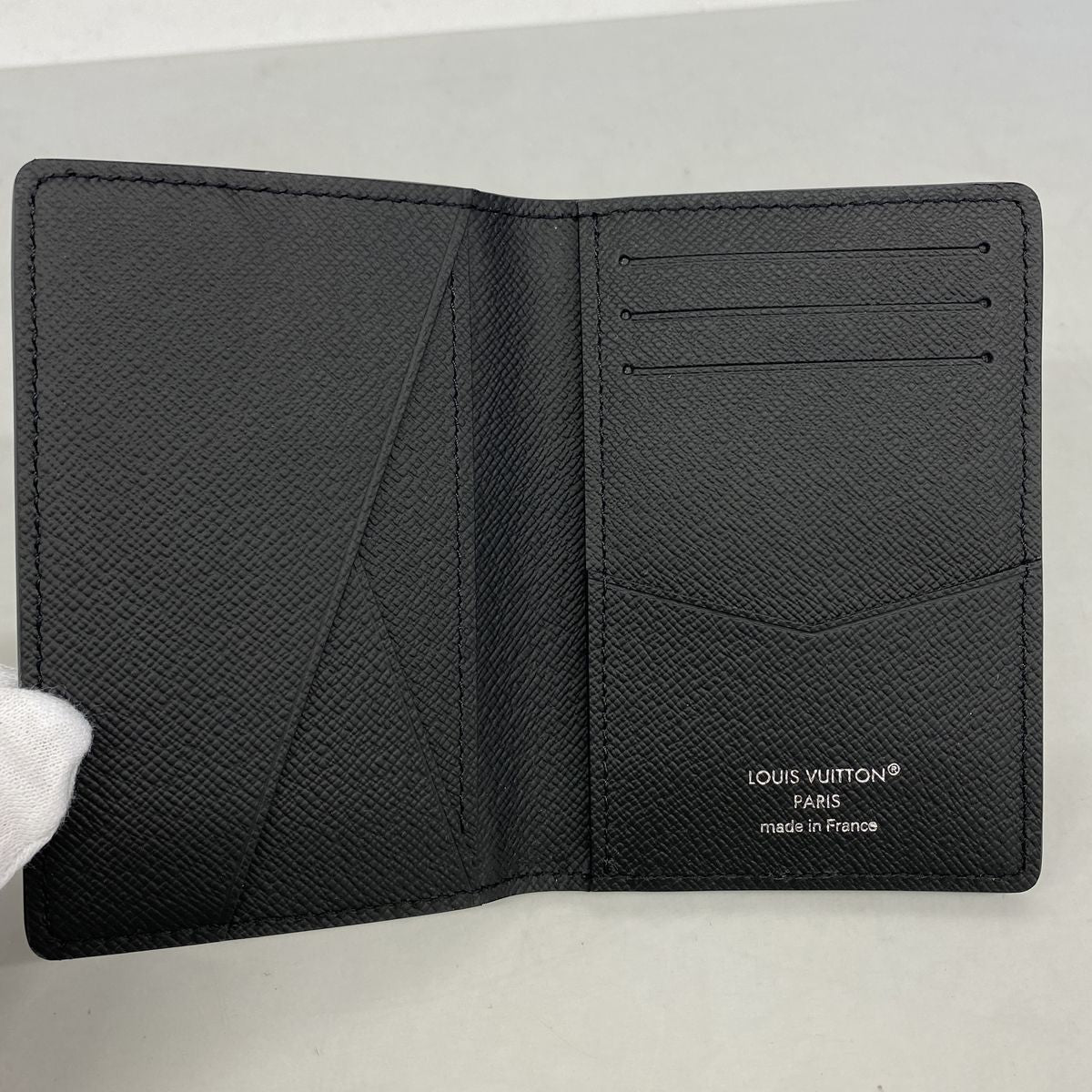 Louis Vuitton Card Case Epi Pocket Organizer Noir — view 3