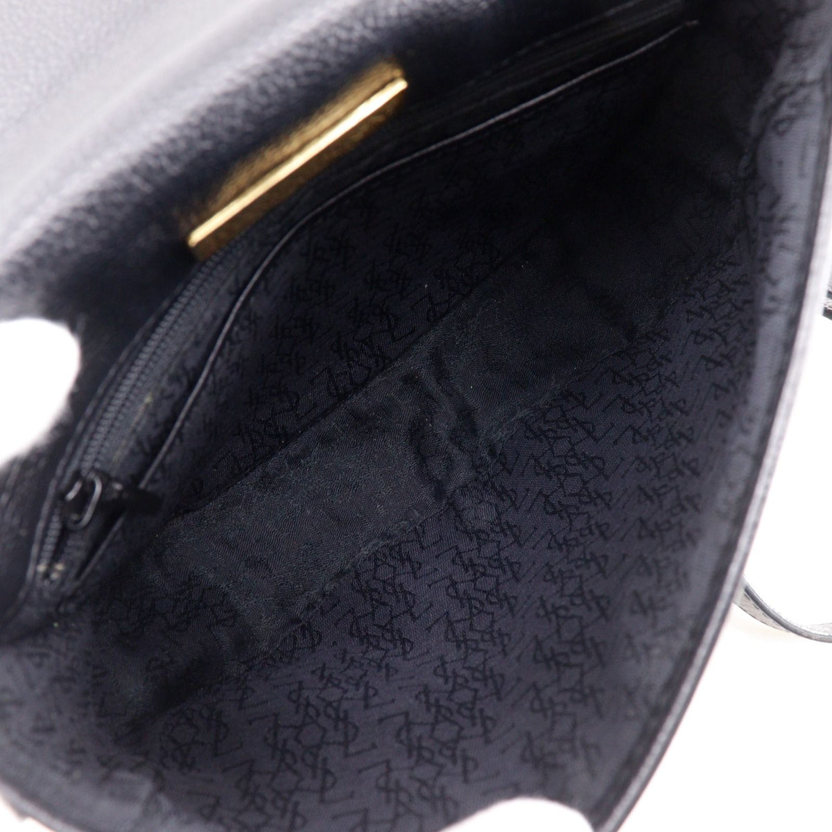 Saint Laurent YSL Logo Vintage Leather Black Shoulder Bag — view 5