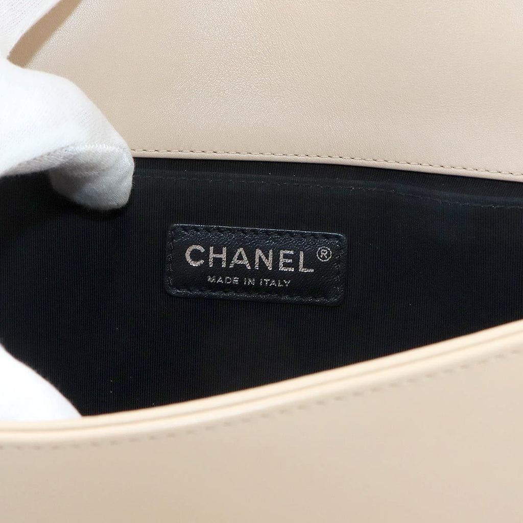 Chanel Boy Chain Shoulder Bag Leather Beige Silver — view 8