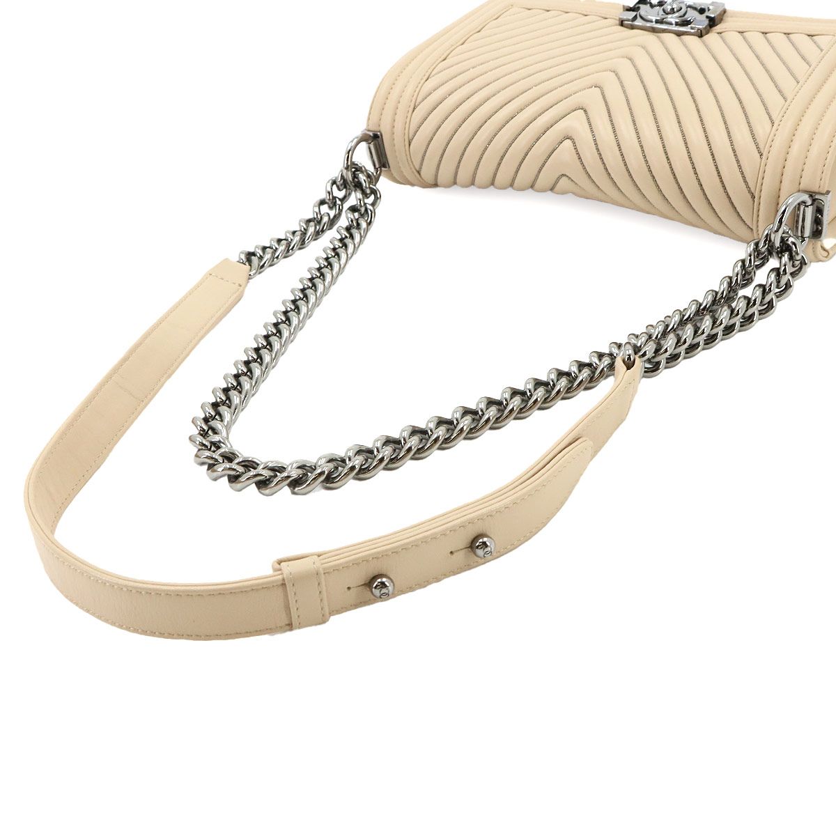 Chanel Boy Chain Shoulder Bag Leather Beige Silver — view 6