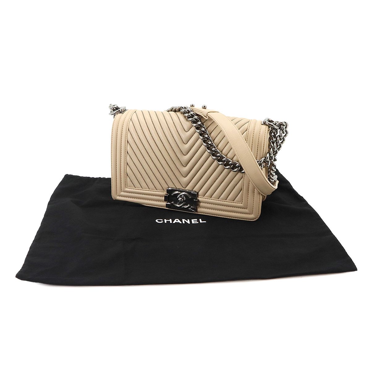 Chanel Boy Chain Shoulder Bag Leather Beige Silver — view 2