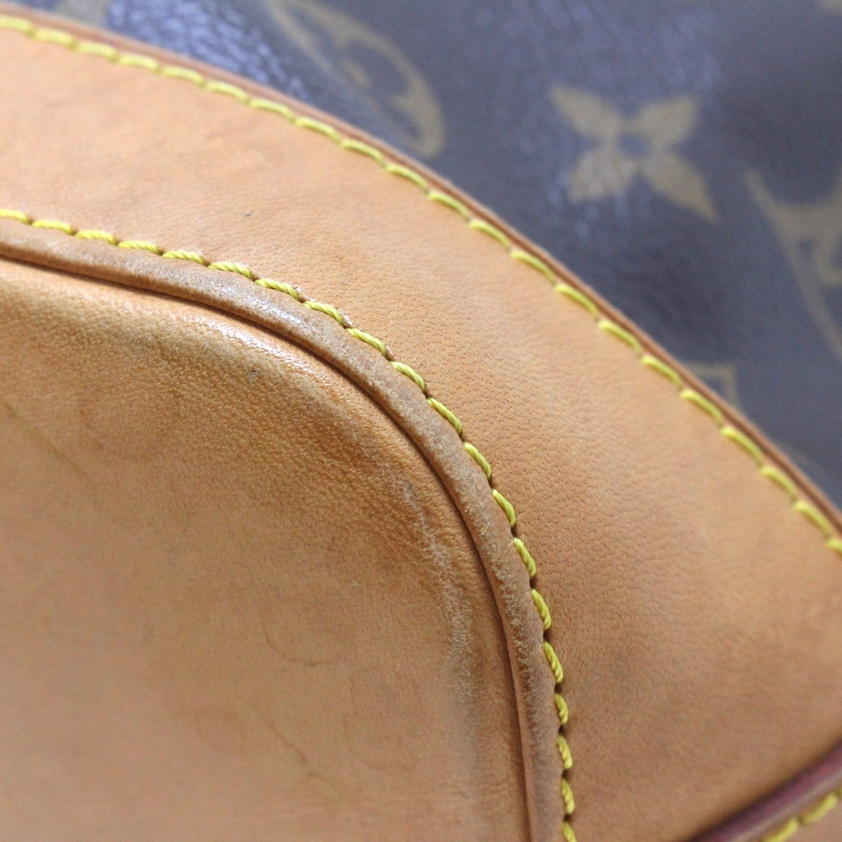 Louis Vuitton Lockit Handbag Monogram Canvas — view 6