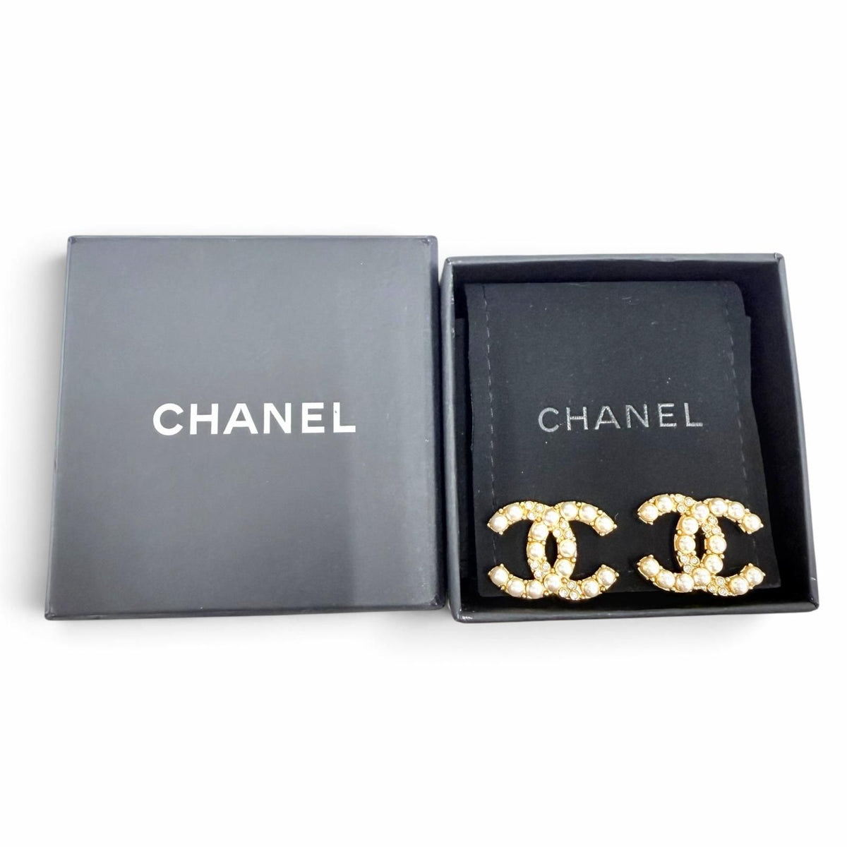 Chanel CC Logo Eco Pearl Rhinestone Earrings Gold — view 2