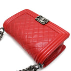 Chanel Shoulder Bag Red — view 3