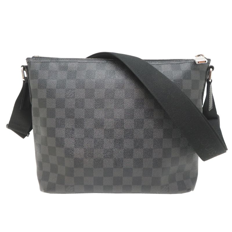 Louis Vuitton Shoulder Bag — view 2