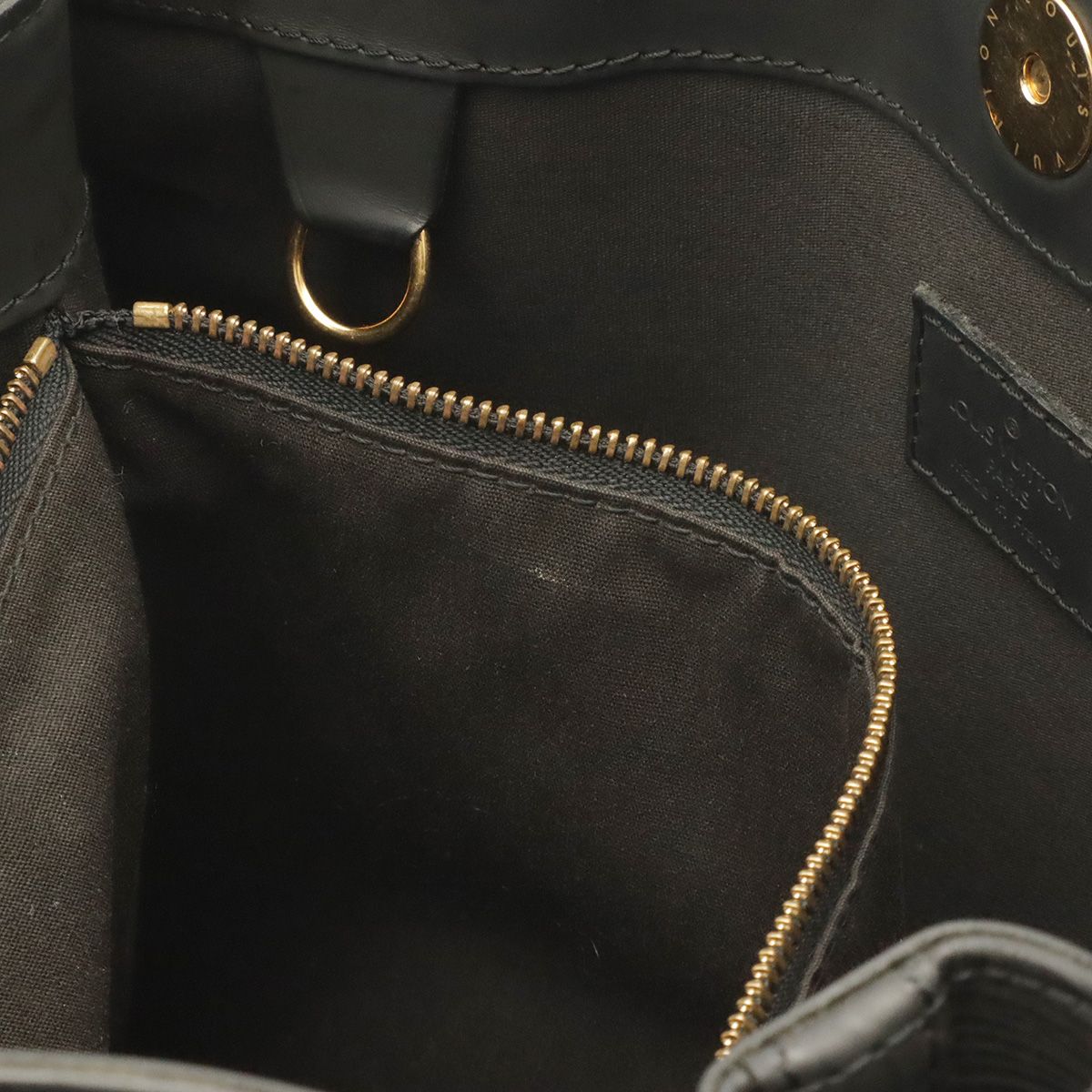 Louis Vuitton Epi Mandala MM Shoulder Bag Noir Black — view 8