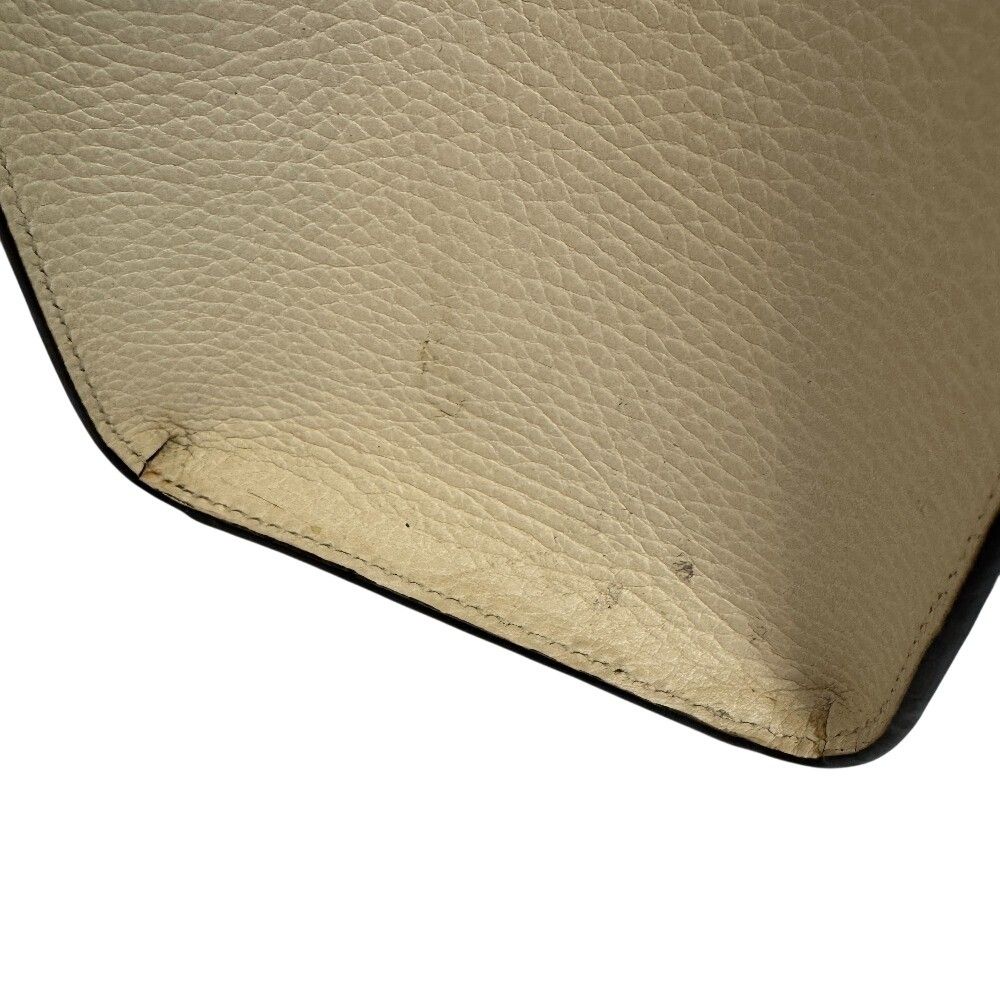 Gucci Soho Handbag Interlocking G Leather White Ivory — view 8