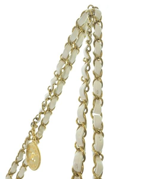 Chanel Shoulder Bag White — view 7