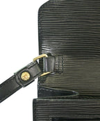 Louis Vuitton Epi Series Dragonne Clutch Black — view 6
