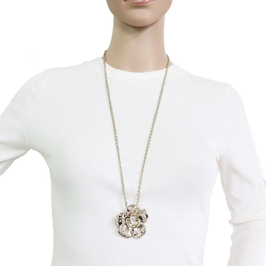 Chanel Necklace Camellia Gold — view 7