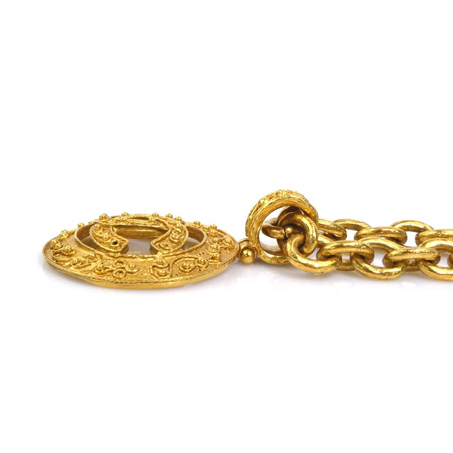 Chanel Necklace CC Logo — view 3