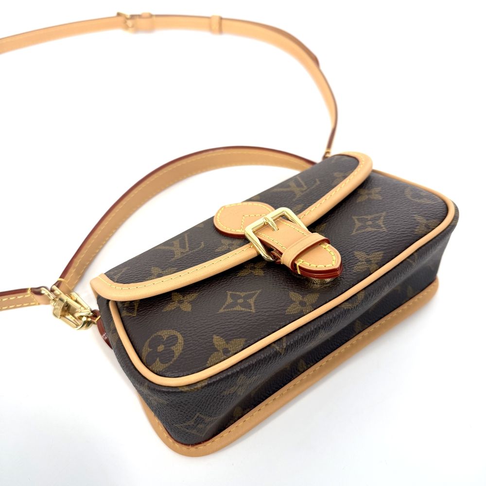 Louis Vuitton 2-Way Nano Diane Mini Bag Shoulder Crossbody Monogram Canvas — view 3