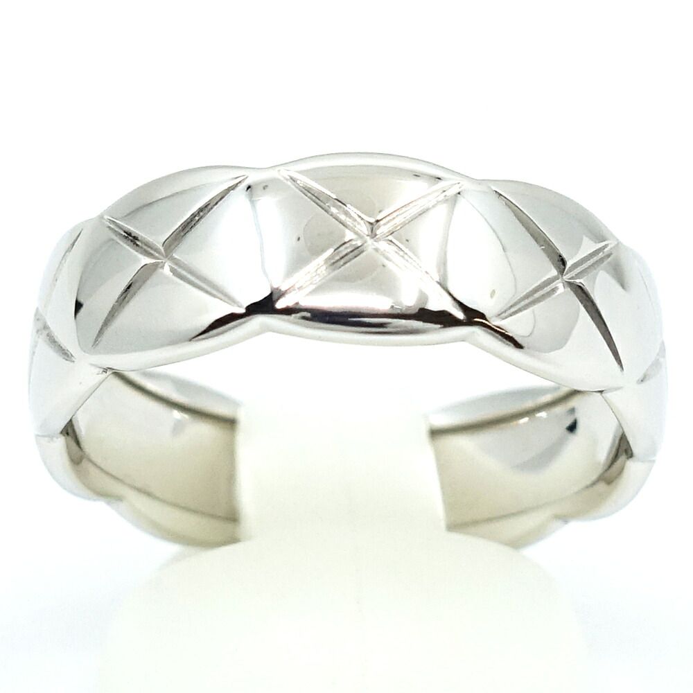 Chanel 18K White Gold Coco Crush Ring Medium Model — view 4