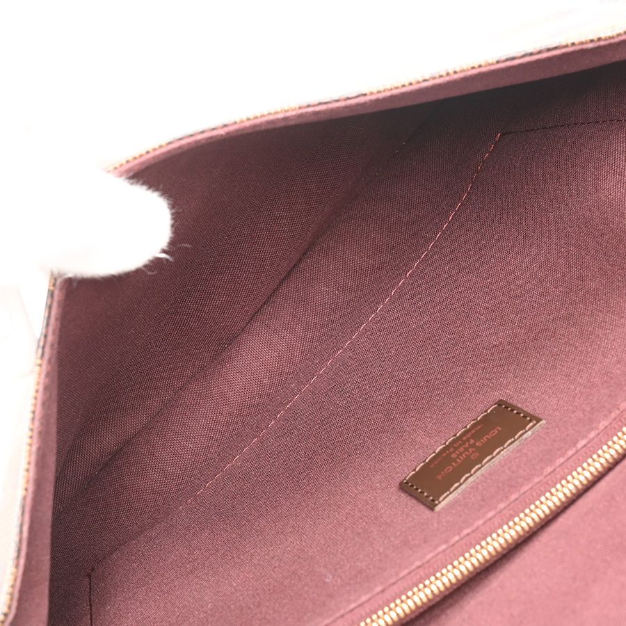 Louis Vuitton Shoulder Bag Hoxton GM — view 4