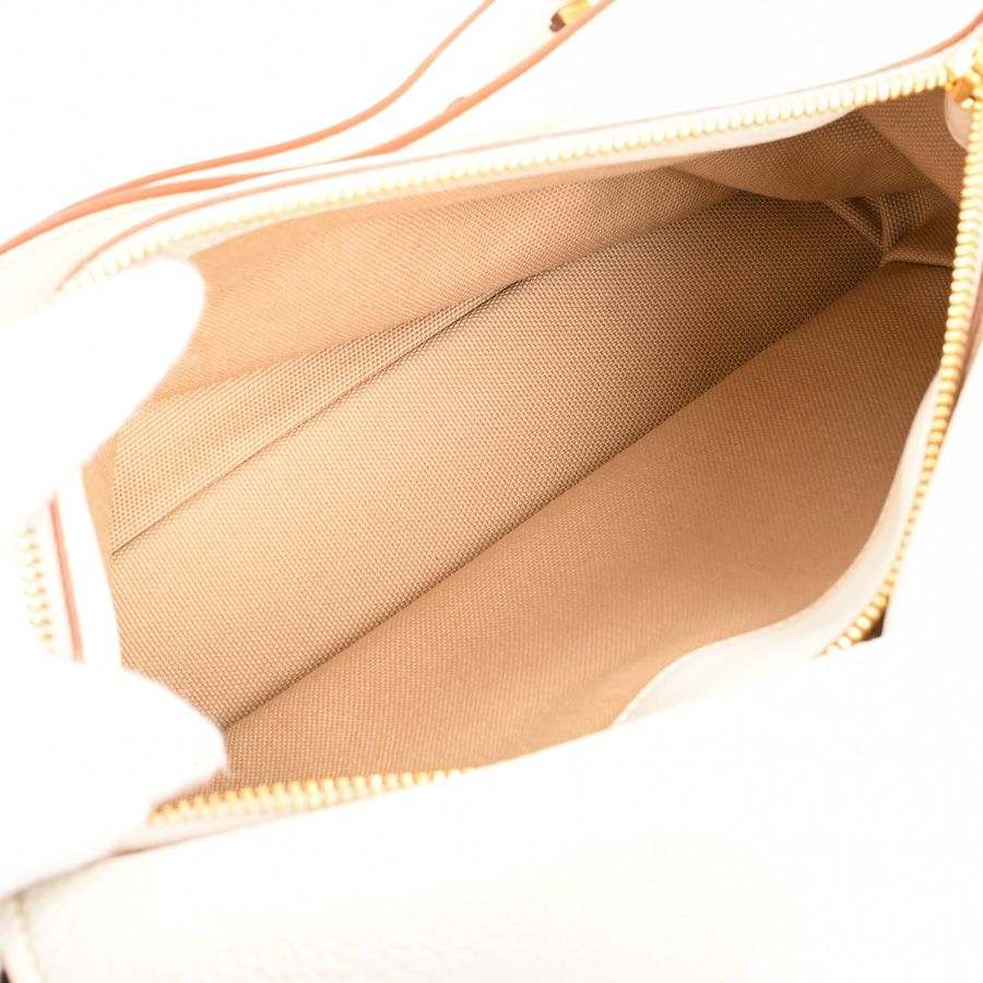 Prada Shoulder Bag Vitello Daino — view 4