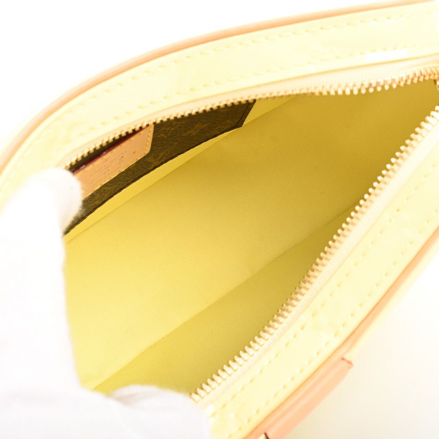 Louis Vuitton Handbag Croissant PM — view 4