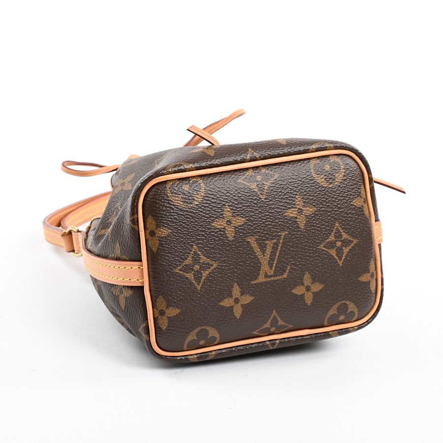 Louis Vuitton Shoulder Bag Nano Noe — view 5