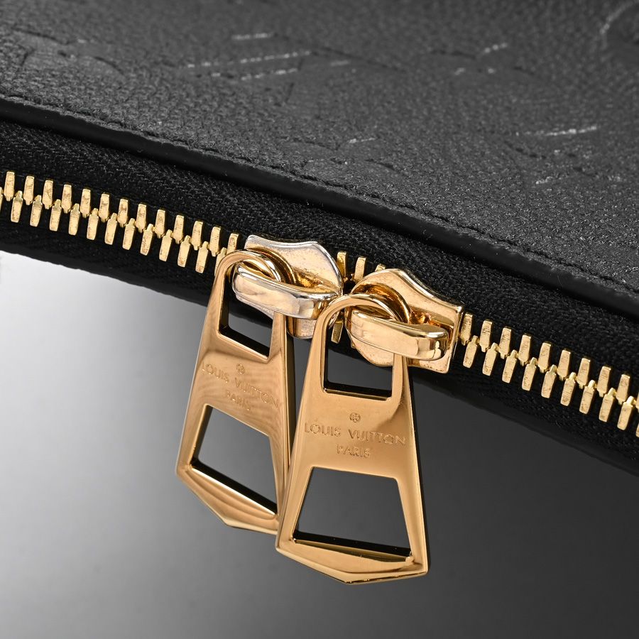Louis Vuitton Shoulder Bag Boulogne PM — view 7
