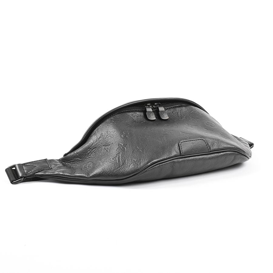 Louis Vuitton Belt Bag Discovery — view 5