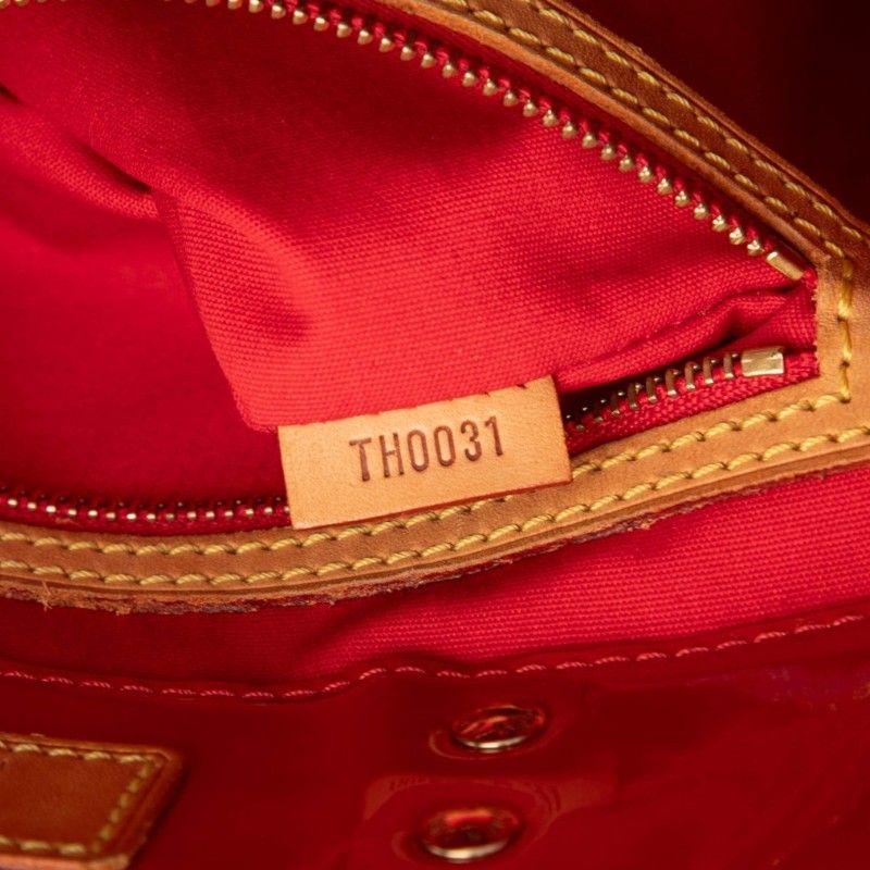 Louis Vuitton Monogram Vernis Reade MM Tote Bag Rouge Patent Leather — view 6