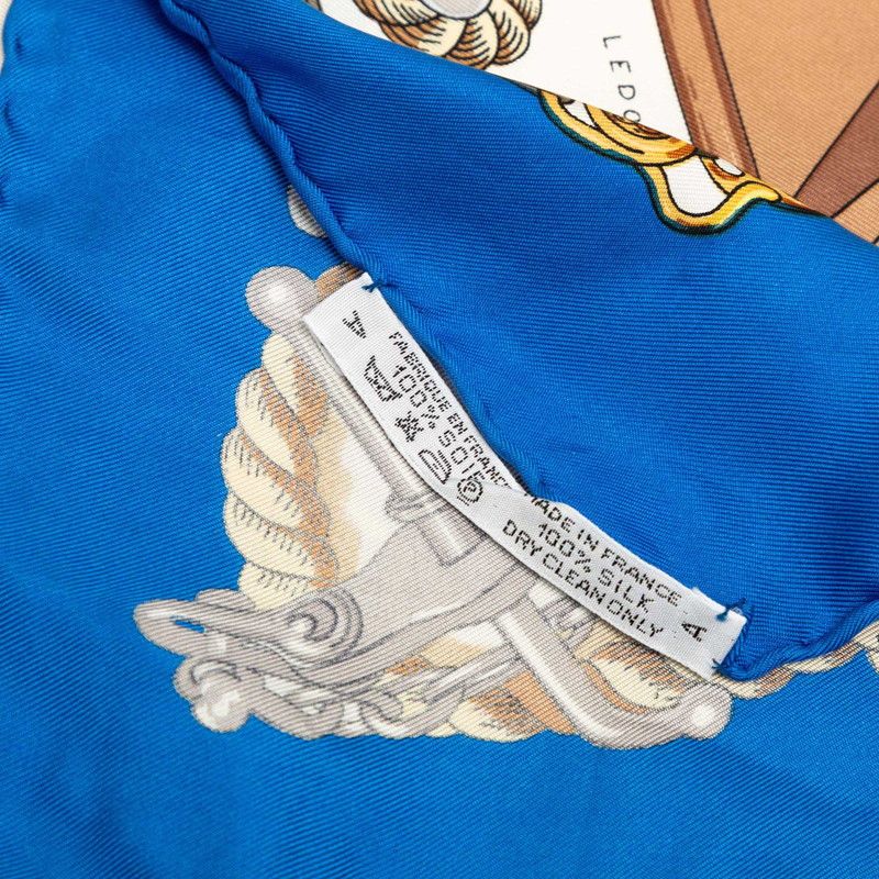Hermes Carre 90 Museum Musee Scarf Blue Ivory Silk — view 7