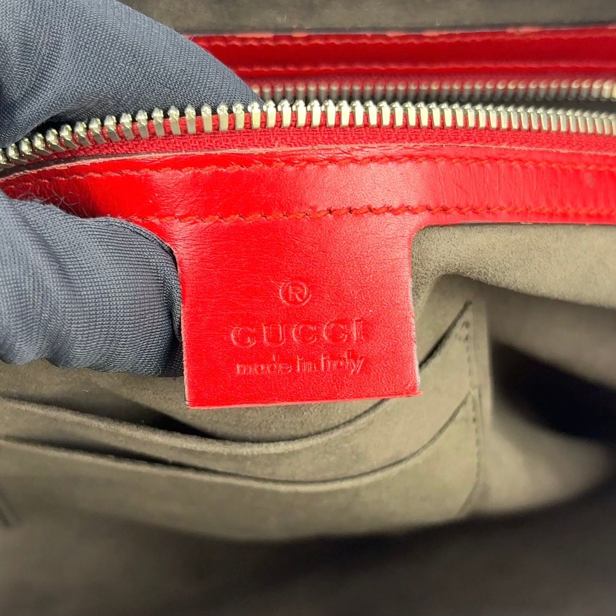 Gucci Guccissima Leather Red Business Bag Silver — view 4