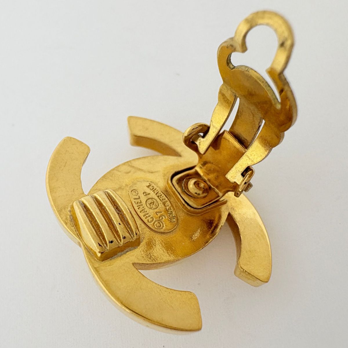 Chanel Earrings CC Logo Turnlock Gold Plated — view 3