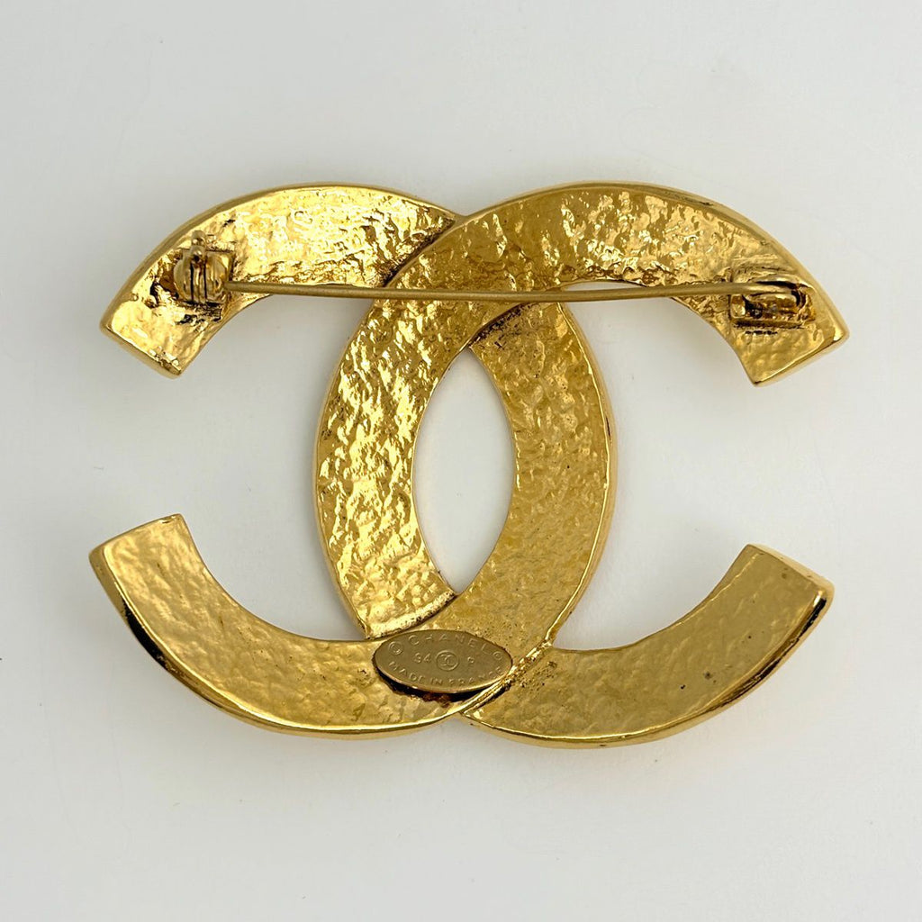 Chanel Brooch CC Logo Gold Plated — view 2