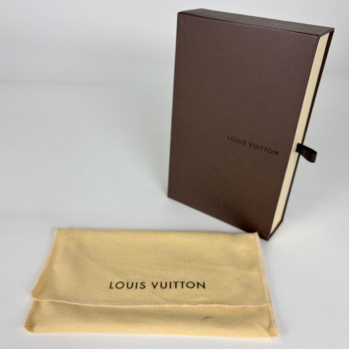 Louis Vuitton Mini Pochette Soir Pouch Illustre Damier Brown — view 8
