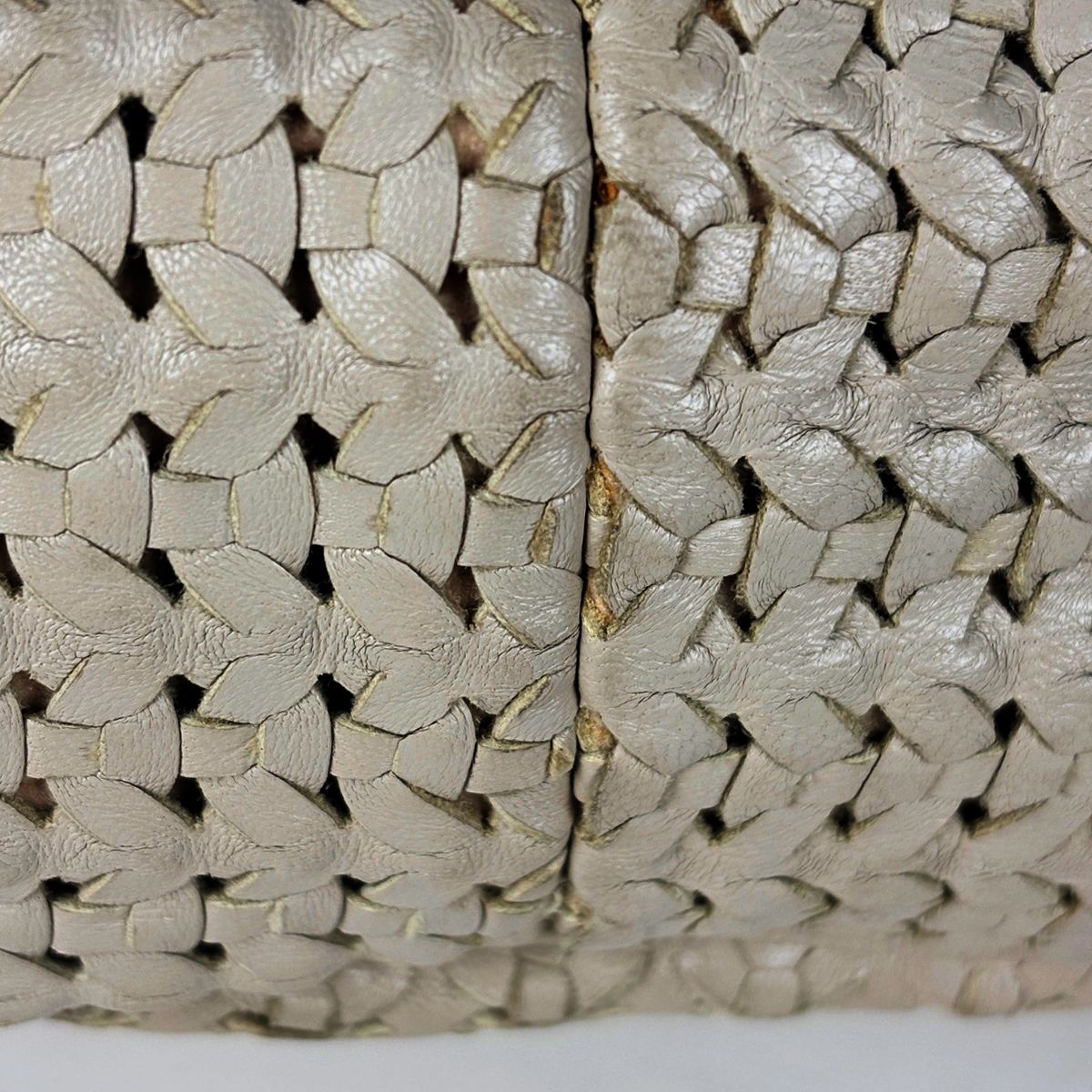 Dior Shoulder Bag Braided Leather Greige — view 4