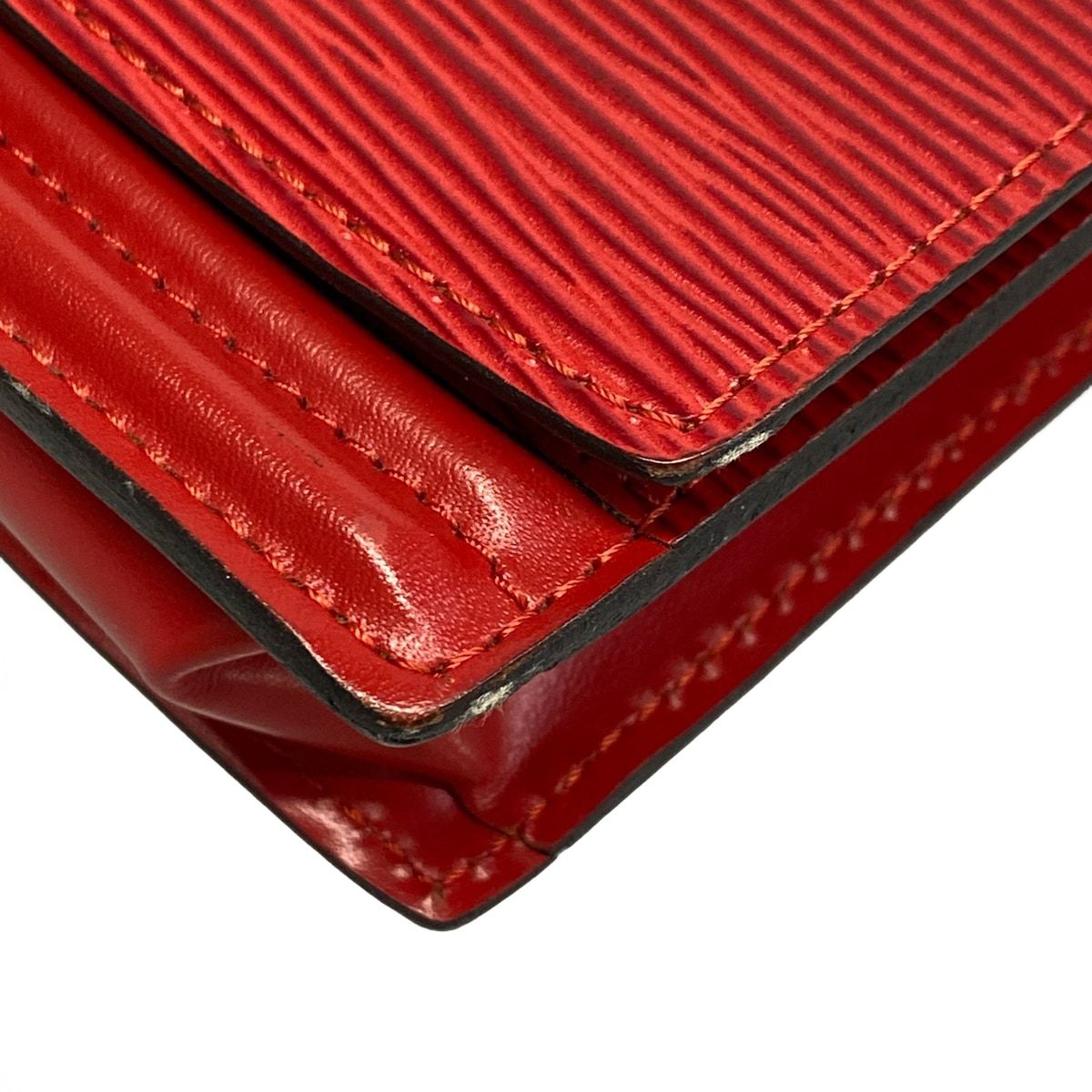 Louis Vuitton Waist Pouch Epi Bag Tilsit Castilian Red Leather — view 6