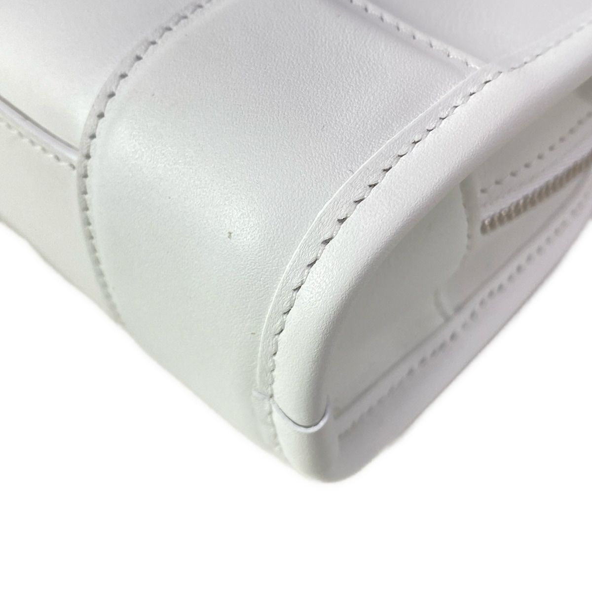 Loewe Amazona White Mini Bag — view 8