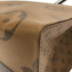 Louis Vuitton Monogram Giant On The Go GM Bag — view 3