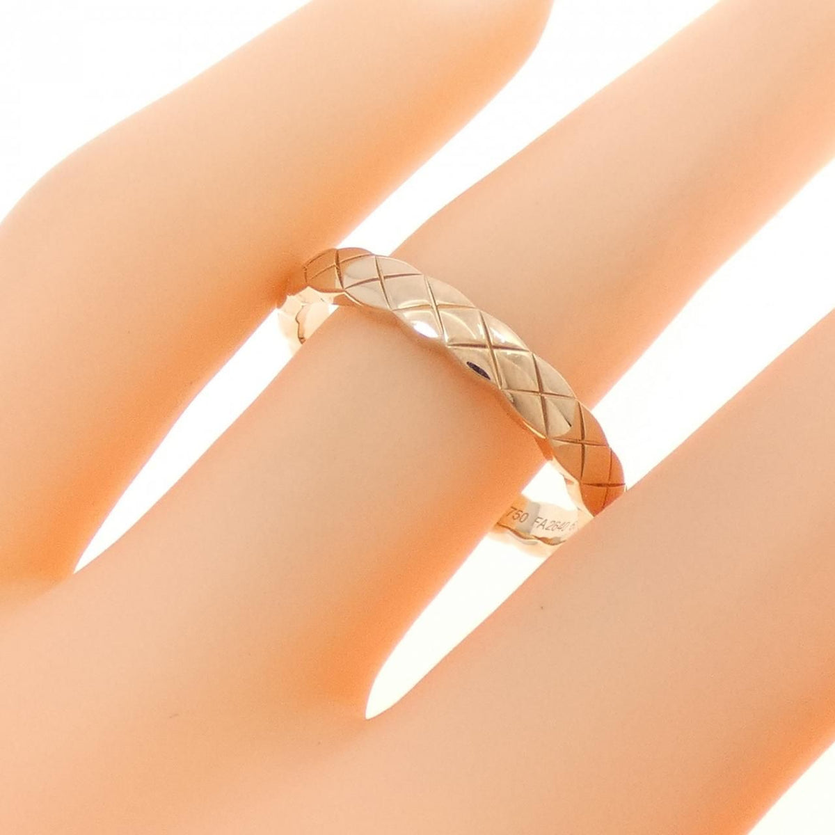 Chanel Coco Crush Mini Ring — view 4