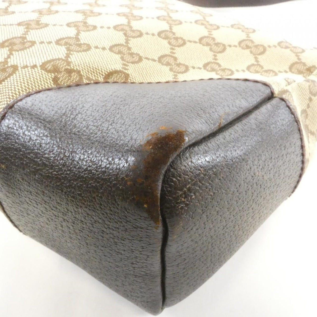 Gucci Ftasr Shoulder Bag — view 3