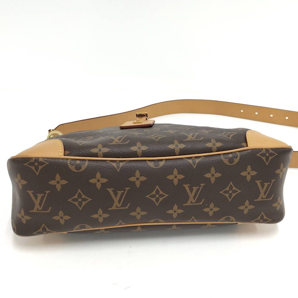 Louis Vuitton Odeon Crossbody — view 5