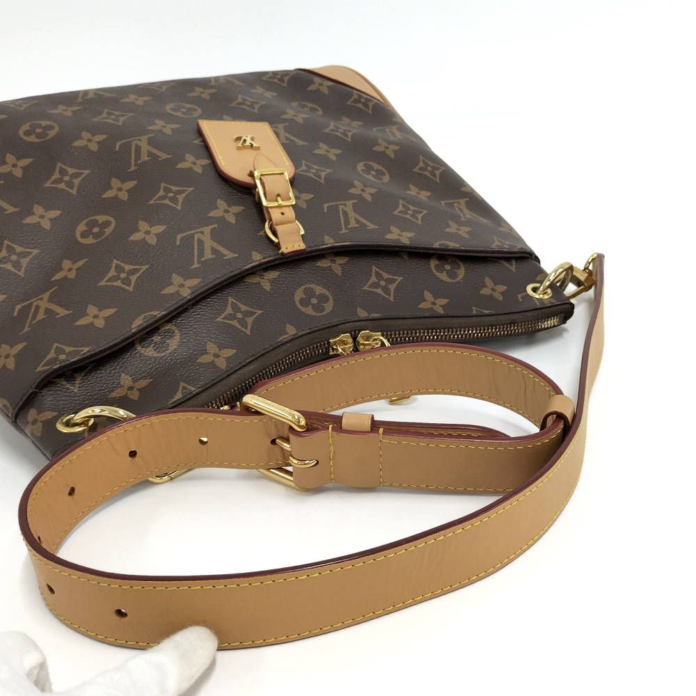 Louis Vuitton Odeon Crossbody — view 4