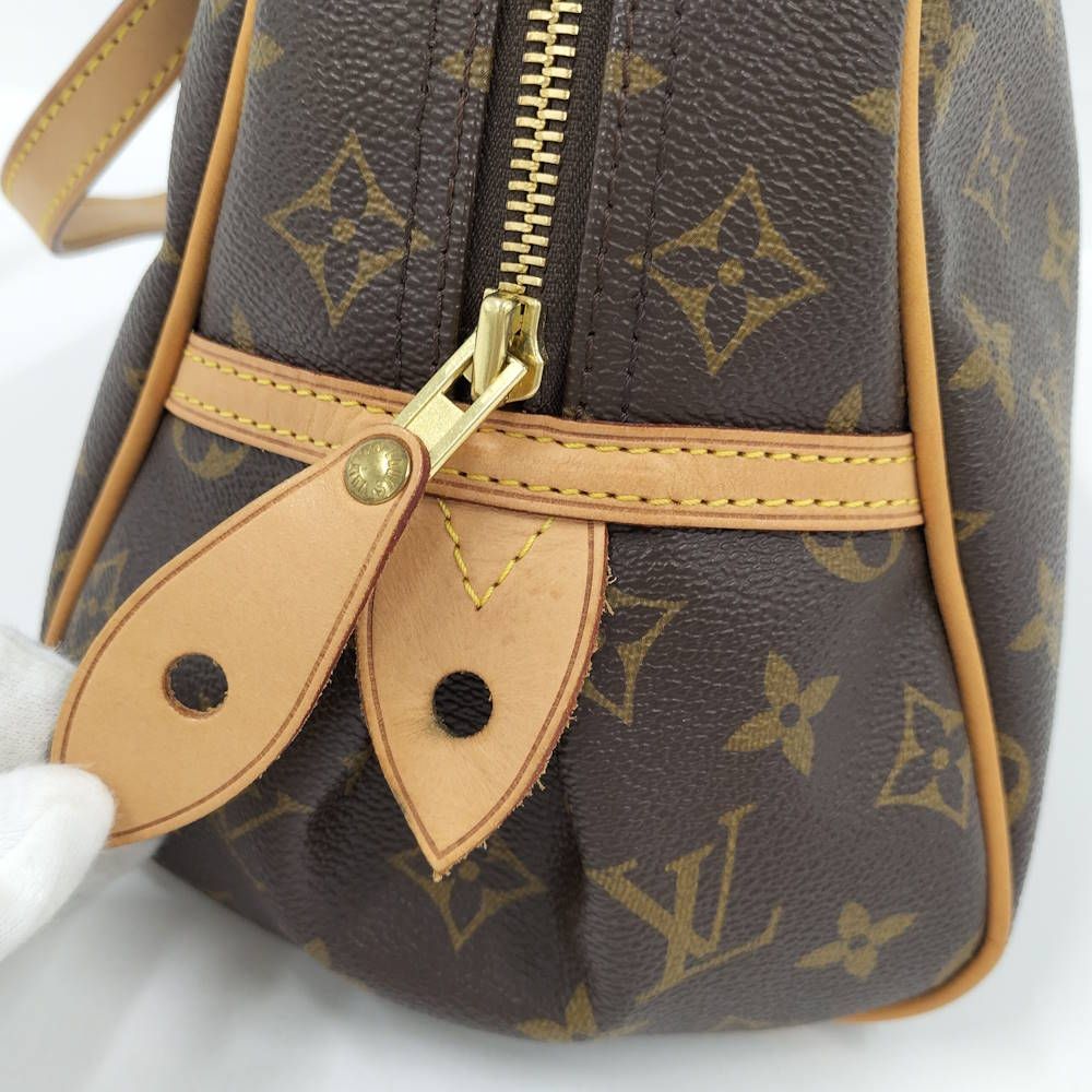 Louis Vuitton Montorgueil PM Shoulder Bag Monogram — view 7